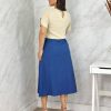 Saia MIDI Evasê Bolso Sobre em Viscose Sarjada - Image 4