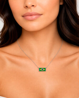 Colar com Bandeira do Brasil Resinada em Aço Inox